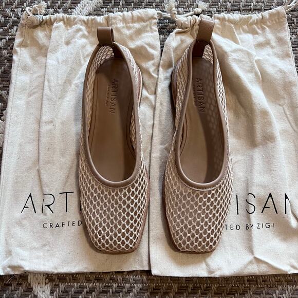 Artisan- Crafted by Zigi coastline mesh flats Sz 7 - Picture 1 of 5